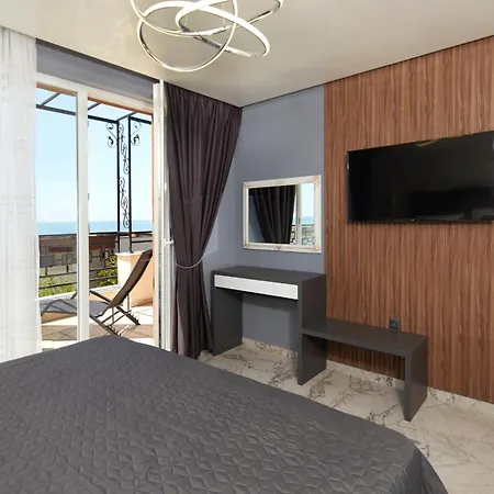 Niko's Deluxe ネセバル