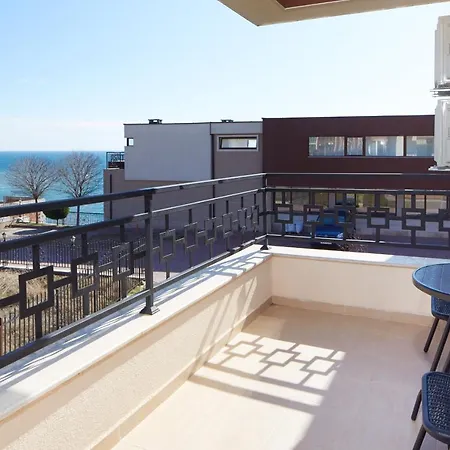 דירה Niko's Deluxe