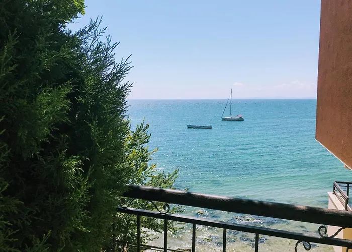 Niko's Deluxe Appartement Nessebar