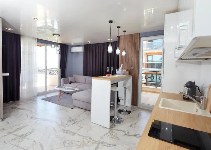 Niko's Deluxe Appartement